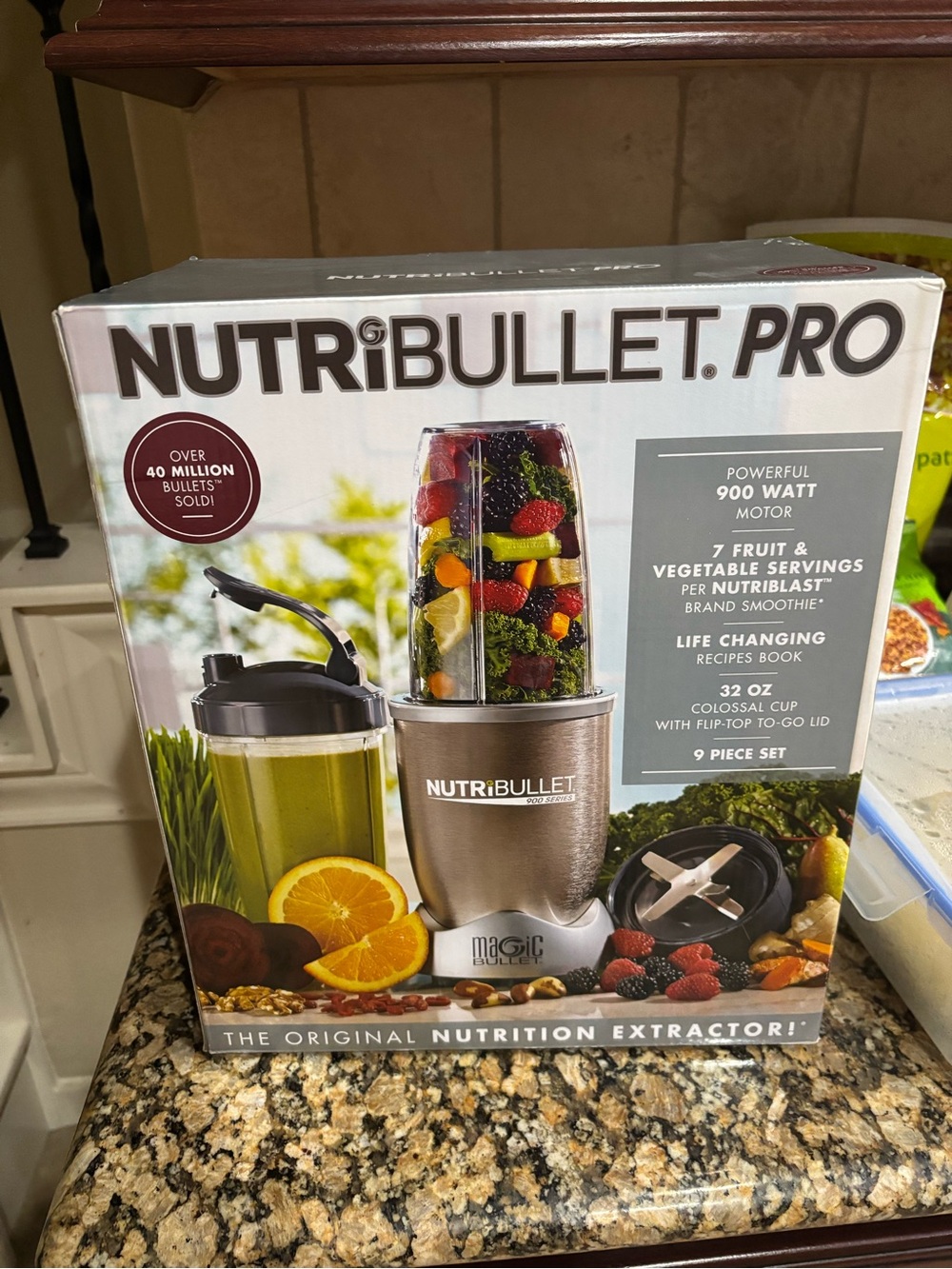 NIB Nutribullet Pro 900W Blender - Metallic Bronze